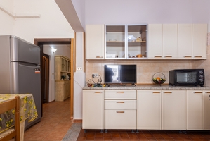 Appartamento con spazio esterno e con mare di sabbia a piedi. Lido Marini - Foto 7