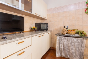 Appartamento con spazio esterno e con mare di sabbia a piedi. Lido Marini - Foto 9