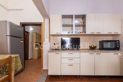 Appartamento con spazio esterno e con mare di sabbia a piedi. Lido Marini - Foto 7