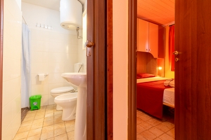 appartamento con spazio esterno centro e mare con sabbia a piedi. Lido Marini - Foto 12