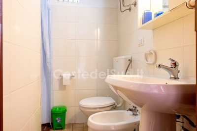 appartamento con spazio esterno centro e mare con sabbia a piedi. Lido Marini - Foto 14