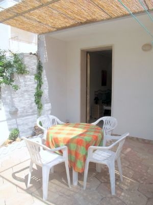 Appartamento tre posti con mare di sabbia nelle vicinanze. Torre Pali - Foto 15