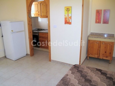 Appartamento tre posti con mare di sabbia nelle vicinanze. Torre Pali - Foto 8