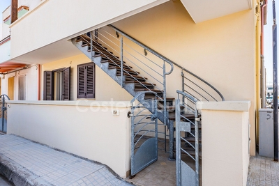 Appartamento nuovo con spiagge sabbiose a piedi. Torre Mozza - Foto 3