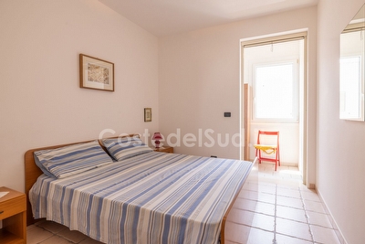 Appartamento con grande porticato centro e mare di sabbia a piedi. Lido Marini - Foto 11