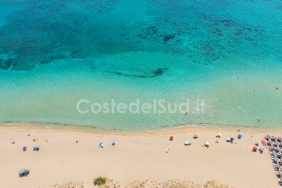 Appartamento con grande porticato centro e mare di sabbia a piedi. Lido Marini - Foto 25