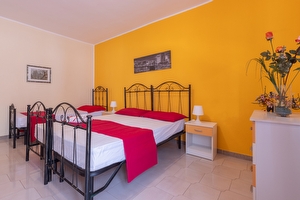 Appartamento spazioso primo piano passeggio e mare a piedi. Torre Pali - Foto principale