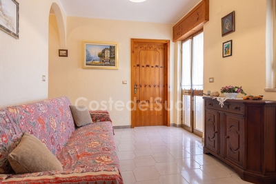 Appartamento spazioso primo piano passeggio e mare a piedi. Torre Pali - Foto 6