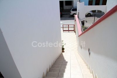 Appartamento con grande terrazzo e annesso portico. Torre San Giovanni - Foto 6