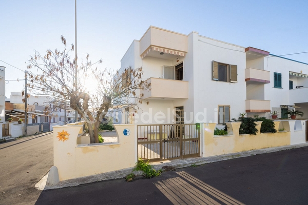 Appartamento terrazzo vista mare spiaggia e centro vicini. Lido Marini