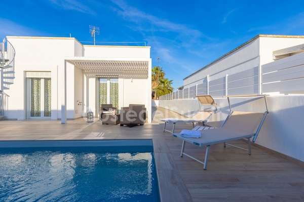 Villa con piscina esclusiva Mancaversa