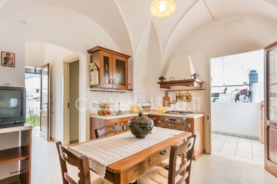 Casa a corte nel pieno centro Alliste - Foto 7