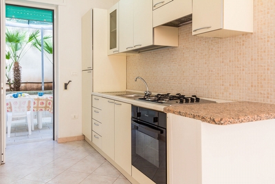 Appartamento economico in zona residenziale Torre Suda - Foto 9