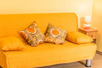 Comodo monolocale ben arredato 