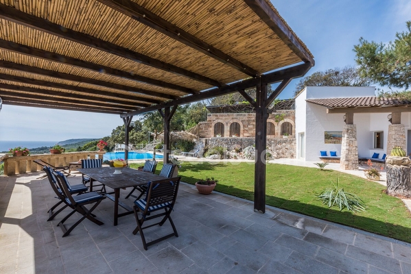 Villa con piscina esclusiva