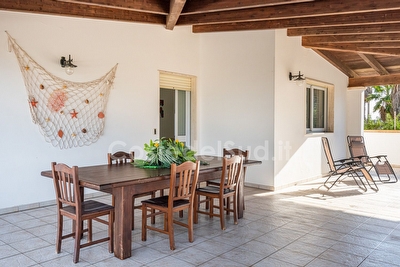 Villa indipendente Costa Ionica giardino e grande patio coperto Posto Rosso - Foto 9