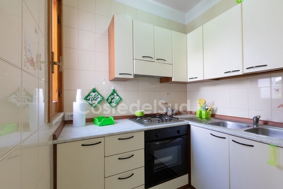 Appartamento con 2 camere - distese sabbiose e zona passeggio a piedi Lido Marini - Foto 16