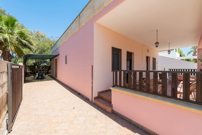 Villetta con pineta - 2 camere - posto auto recintato