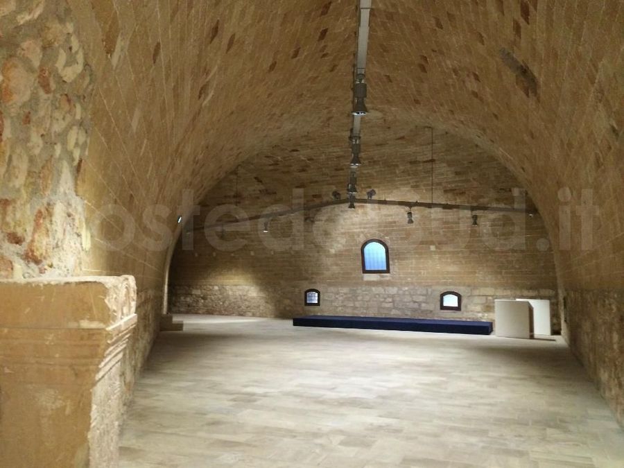 interno Castello Aragonese