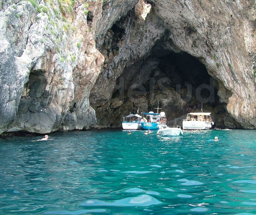 grotta Del Pozzo