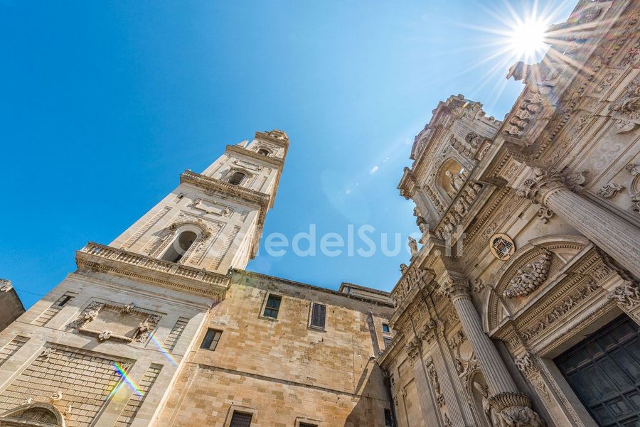 campanile Piazza Duomo Lecce