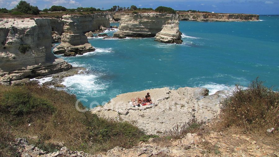 la Baia Dei Faraglioni