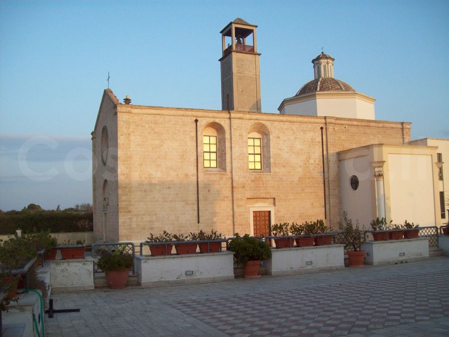 esterno Santuario Di Santa Maria Della Grottella