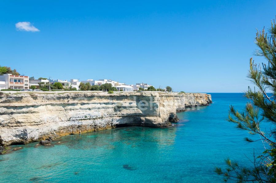 scogliera Torre Dell Orso